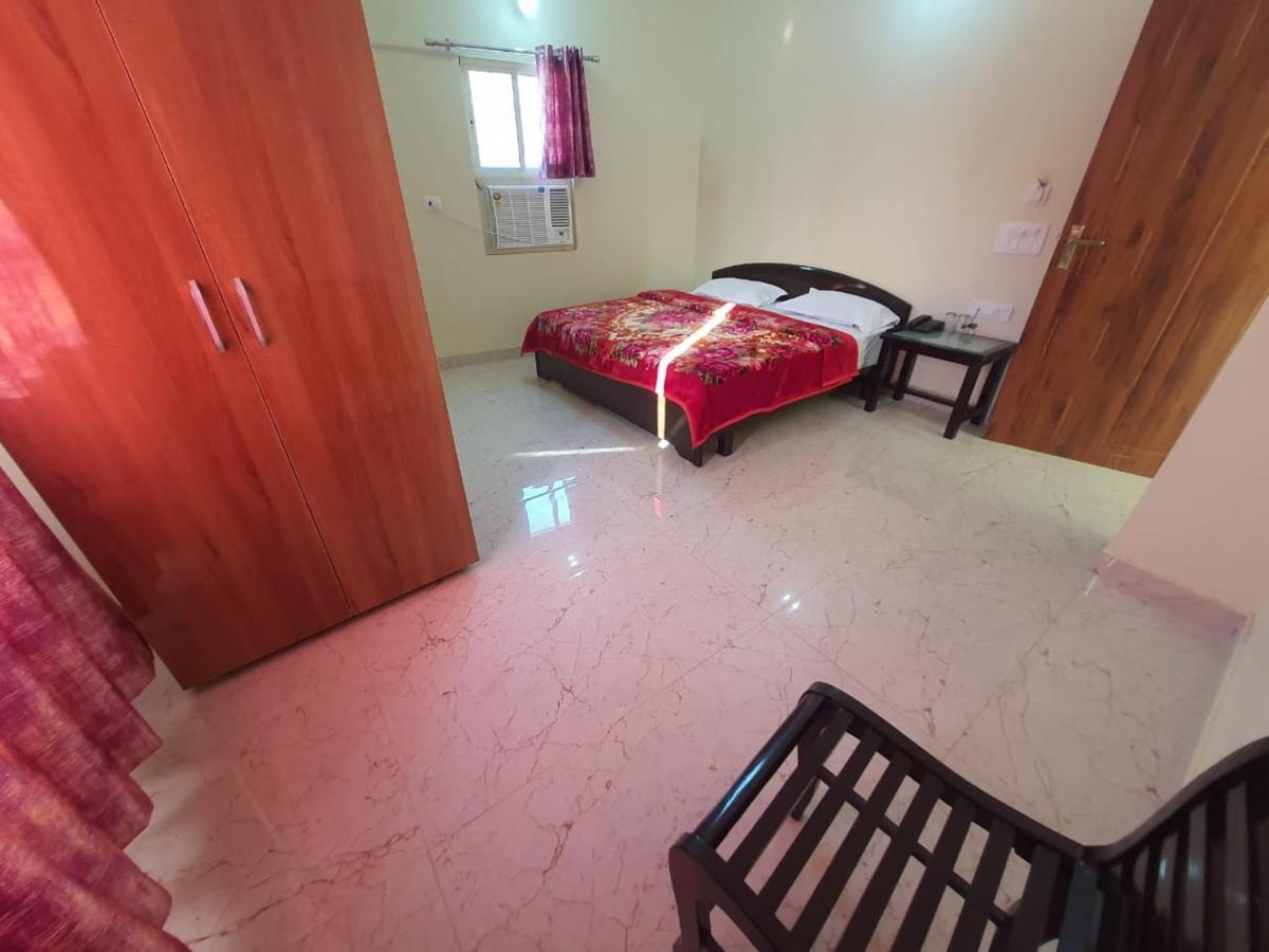 Hotel Govind Palace Ришикеш Экстерьер фото